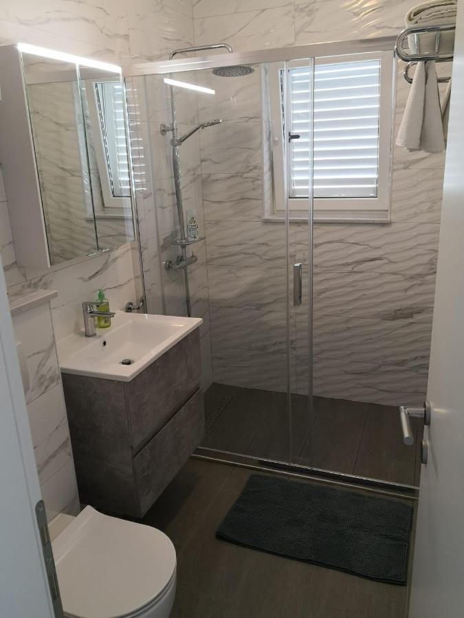 Two Bedroom Apartment With A Sea View & A Balcony Ragusa Esterno foto